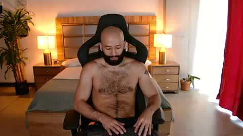 Justin online show from April 11, 1:47 pm