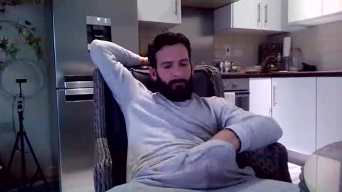 justin_huge online show from October 31, 10:51 am