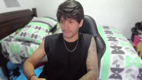 Snapshot of justin_stark1 chatting on January 27, 10:38 pm Diego online show from January 27, 10:38 pm
