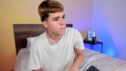 Justin online show from December 5, 2:11 pm