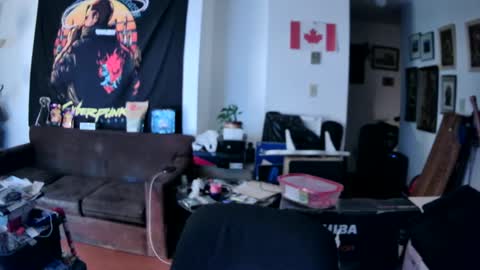 justinelsmith online show from February 7, 2:51 am