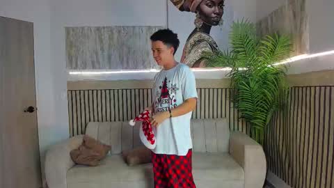 justingtime21 online show from November 26, 6:16 am