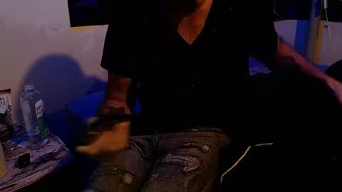 justinmoore1987 online show from May 7, 5:40 am
