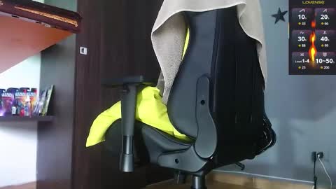 Justinsc online show from February 16, 6:39 pm