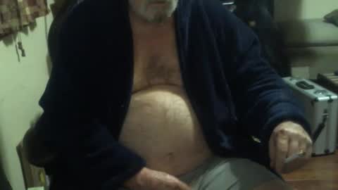 justmeohio online show from April 17, 1:19 am