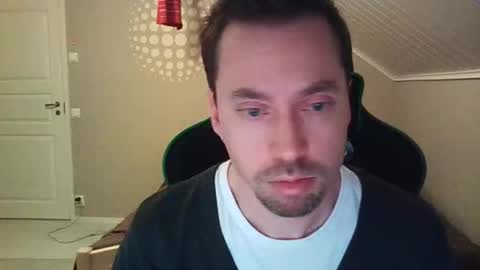 juukes_ online show from January 16, 8:17 am