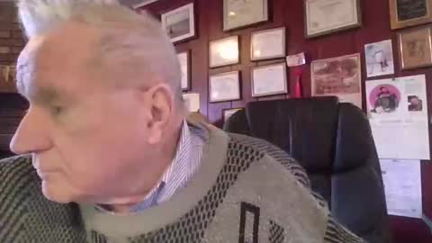 jywisco online show from February 14, 7:31 pm