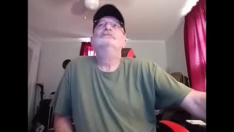 Snapshot of kabriggs136 chatting on October 6, 6:12 pm kabriggs136 online show from October 6, 6:12 pm