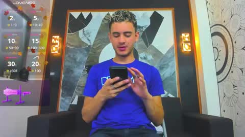 Snapshot of kai_bormann chatting on February 23, 12:32 pm kai_bormann online show from February 23, 12:32 pm