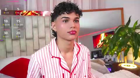 kai_onfire online show from June 29, 10:43 pm