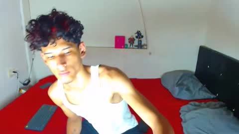 KAI  LIAM online show from April 4, 3:25 am