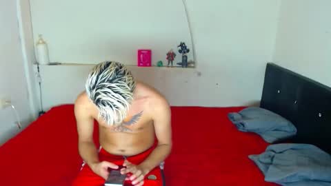 KAI  LIAM online show from April 17, 2:58 am