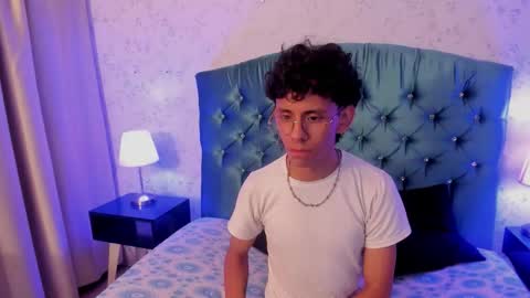 kai online show from February 24, 3:29 am