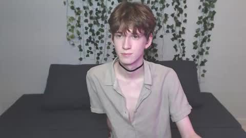 Snapshot of kaislutx chatting on October 14, 7:54 pm slutkai online show from October 14, 7:54 pm