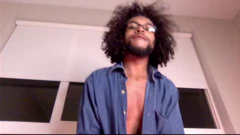 Malakai Kai or Ky  online show from November 19, 3:50 am