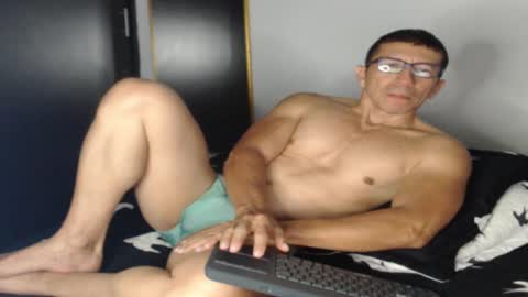 Kale   online show from February 17, 10:36 pm