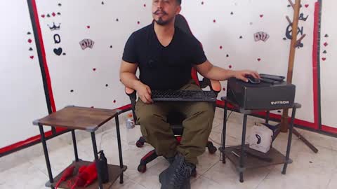 Kaleth online show from September 17, 5:47 pm