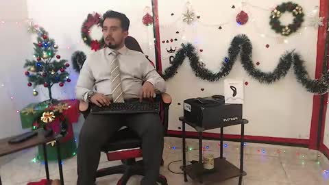 Kaleth online show from December 14, 10:39 pm