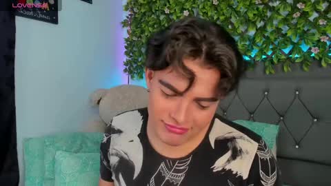 camilo  independent model online show from January 25, 9:04 am