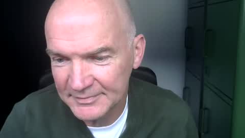 Snapshot of kapitein_rob chatting on October 18, 9:14 am Robbie online show from October 18, 9:14 am