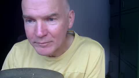 Robbie online show from November 8, 8:06 am