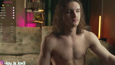 Karlos and Louis online show from December 13, 3:05 am