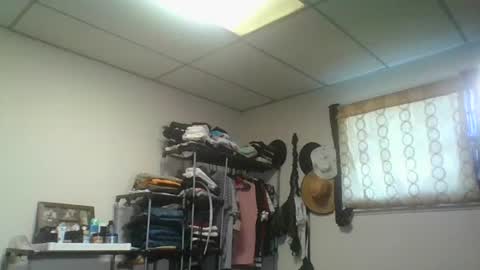 kaylee kakes online show from October 20, 5:17 pm