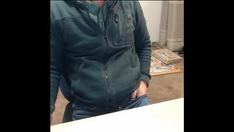 kcirt17225058 online show from February 27, 12:01 am