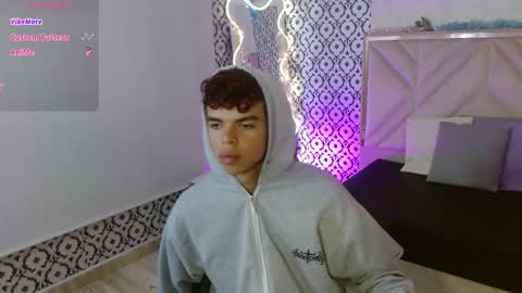  keahi  online show from February 25, 11:44 am