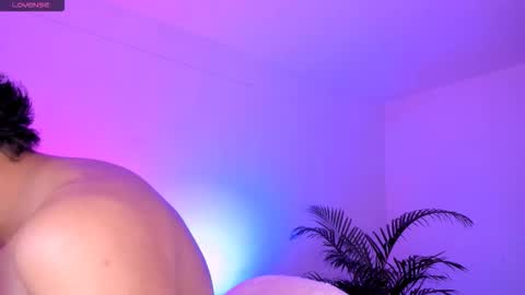 Alejandro Gonzalez online show from October 27, 9:00 am