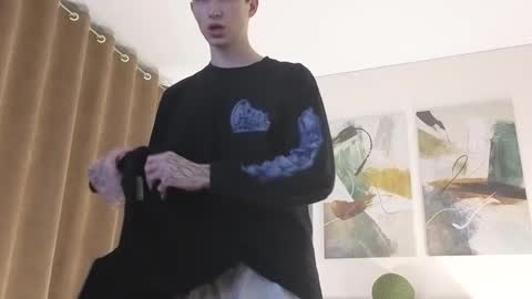 Mark online show from November 7, 11:08 pm