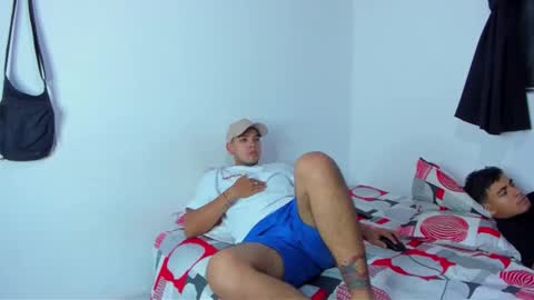 kelvin_hot276 online show from February 3, 2:31 am