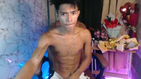 ken_minjun online show from March 3, 1:40 pm