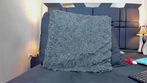 Ken Smith online show from November 7, 8:01 pm