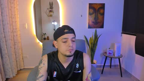 kendel_dimitri online show from March 17, 6:05 am