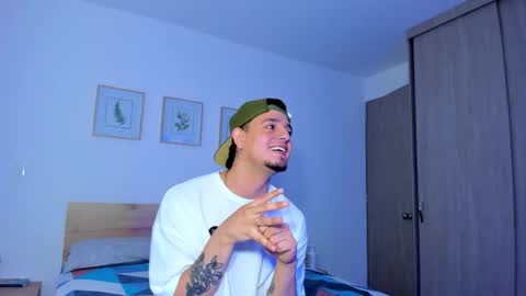 kendel_dimitri online show from November 29, 9:00 am