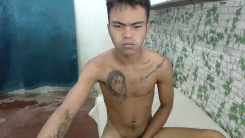 kenneth_jeey online show from March 23, 10:48 pm