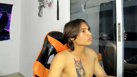 Snapshot of kenshi_roa chatting on October 5, 4:05 am kenshi_roa online show from October 5, 4:05 am