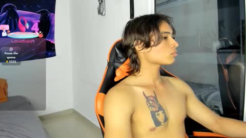 Snapshot of kenshi_roa chatting on October 2, 3:54 am kenshi_roa online show from October 2, 3:54 am
