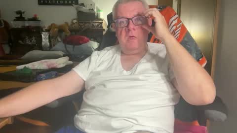 kev92569 online show from December 20, 1:47 am