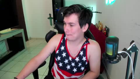 Kevin online show from February 5, 11:50 pm