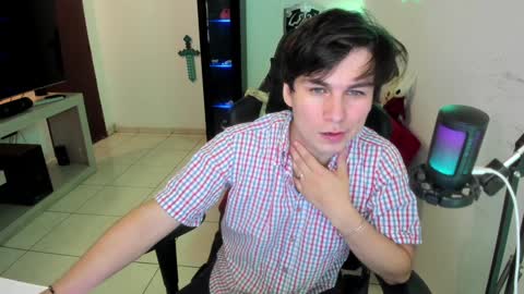 Kevin online show from December 18, 11:51 pm