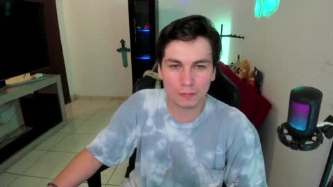 Kevin online show from January 28, 12:05 am