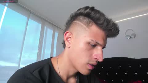 Kevin Ahs online show from October 24, 10:22 pm