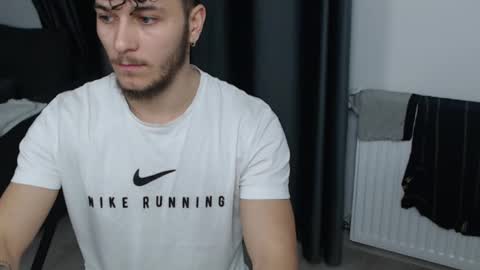 Kevin69 online show from March 5, 8:33 pm