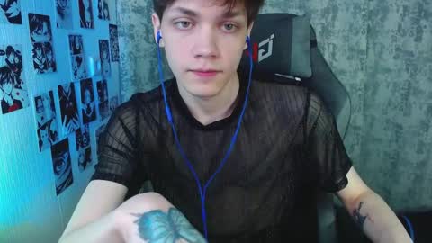 Kevin online show from October 25, 5:42 am