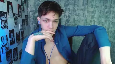 Kevin online show from November 19, 1:49 am