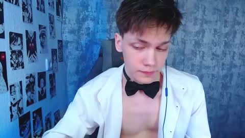 Kevin online show from November 23, 3:39 am