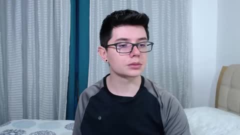 Kevin online show from December 16, 10:06 pm