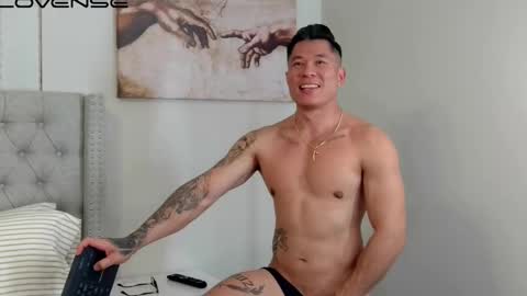 kevinkham online show from February 3, 1:47 am